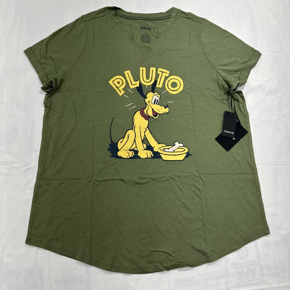 TORRID Army Green Disney Pluto Classic Fit Graphic Tee w Cuffed Sleeves Size 1X